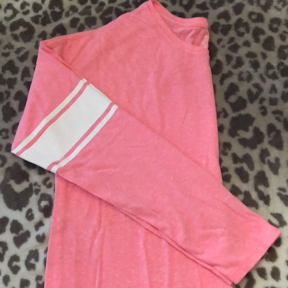 NWOT Old Navy Relaxed Fit Long Sleeve Tee Size XL 14 Pink